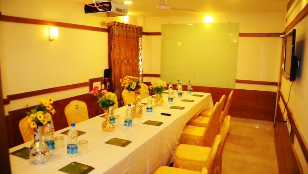 Budget Hotel Khammam Zewnętrze zdjęcie