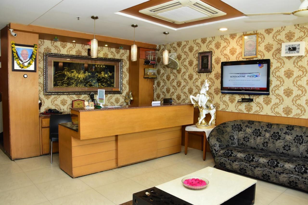 Budget Hotel Khammam Zewnętrze zdjęcie